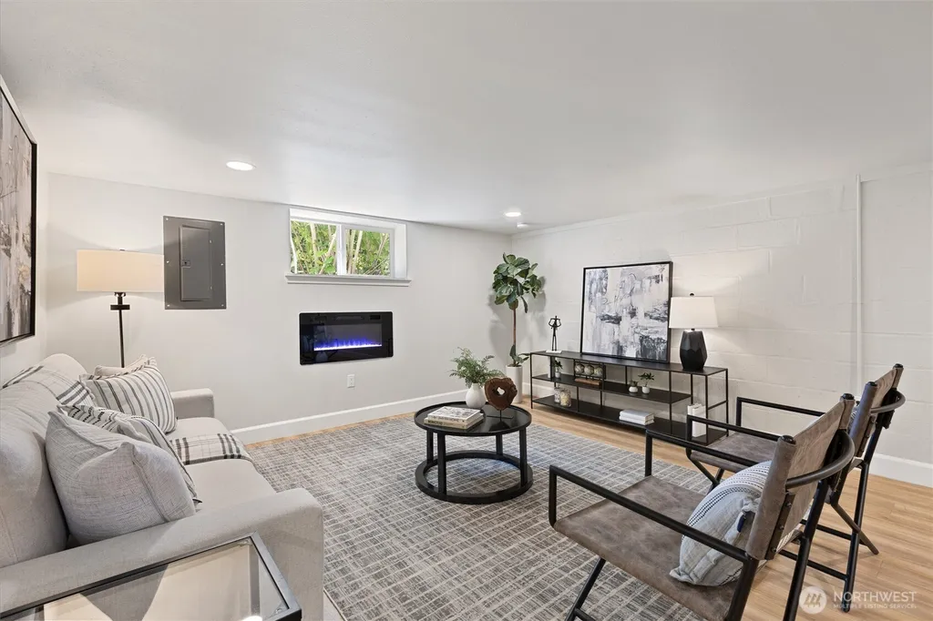 6400 44th Avenue S Seattle WA 98118