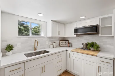 6400 44th Avenue S Seattle WA 98118