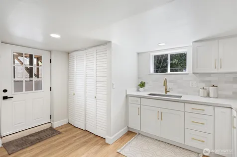 6400 44th Avenue S Seattle WA 98118