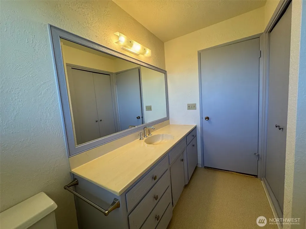 1970 W Bench Road Othello WA 99344