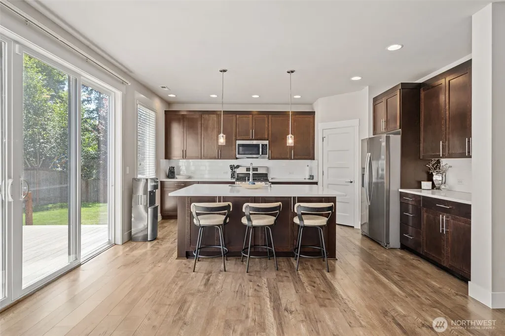 704 26th Avenue Court Milton WA 98354