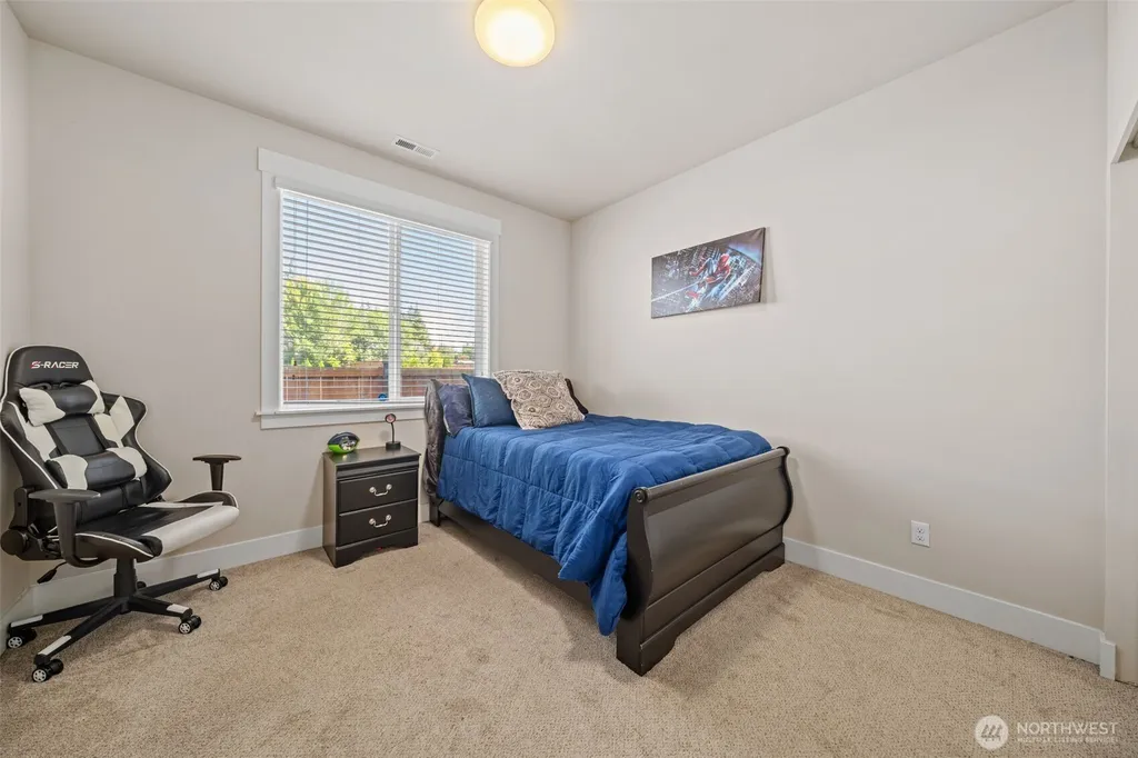 704 26th Avenue Court Milton WA 98354