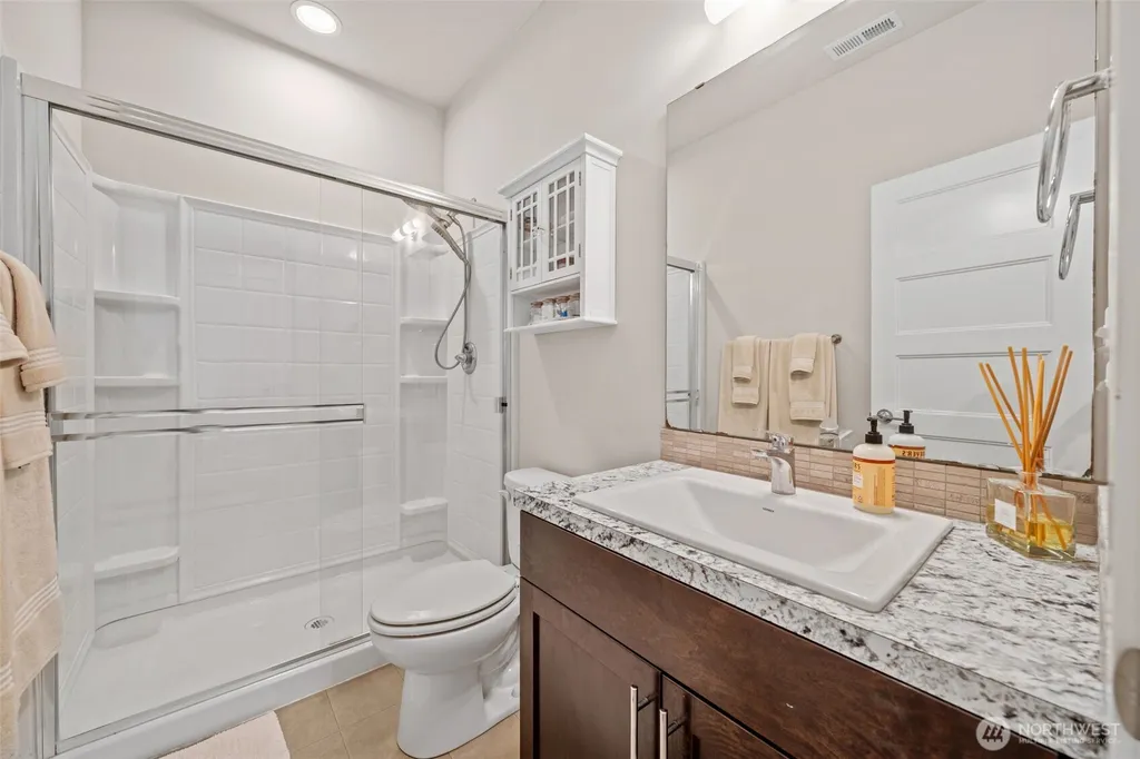 704 26th Avenue Court Milton WA 98354