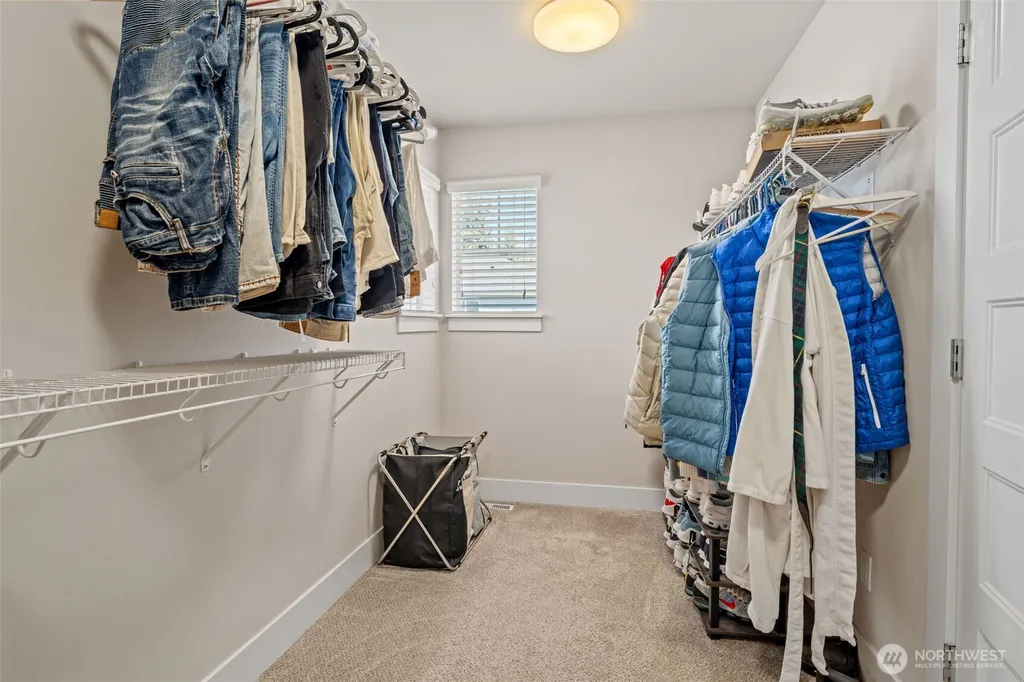 704 26th Avenue Court Milton WA 98354