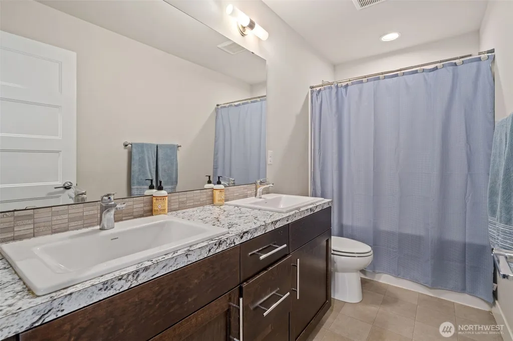 704 26th Avenue Court Milton WA 98354