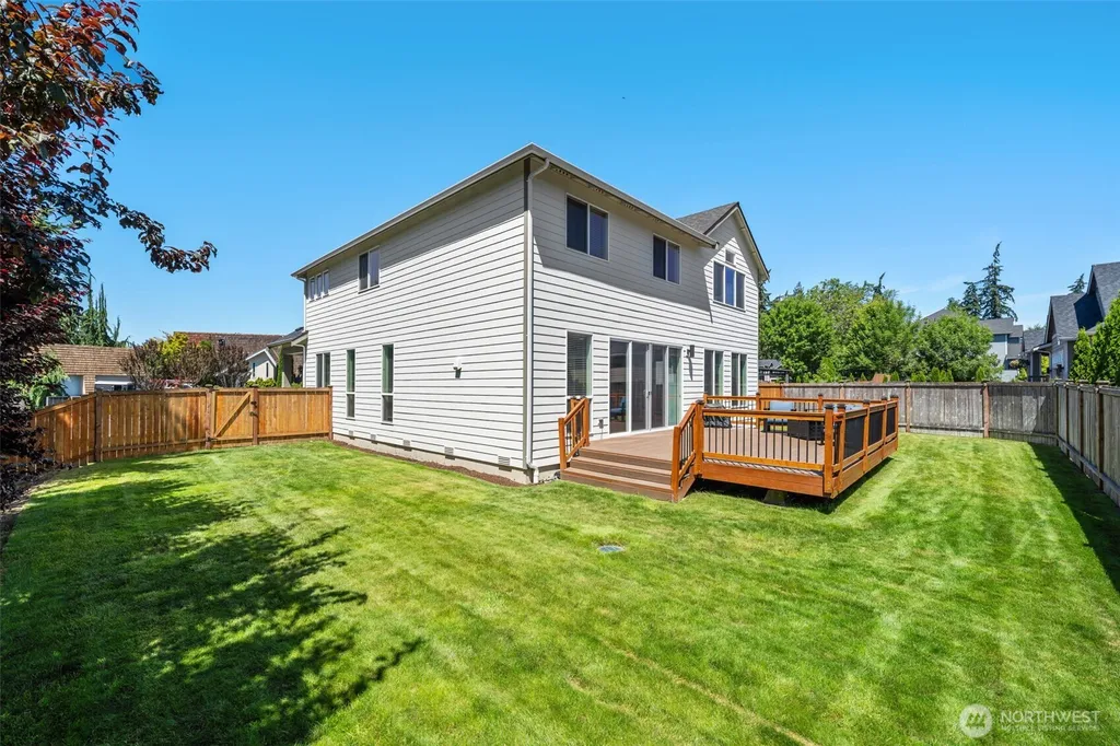 704 26th Avenue Court Milton WA 98354