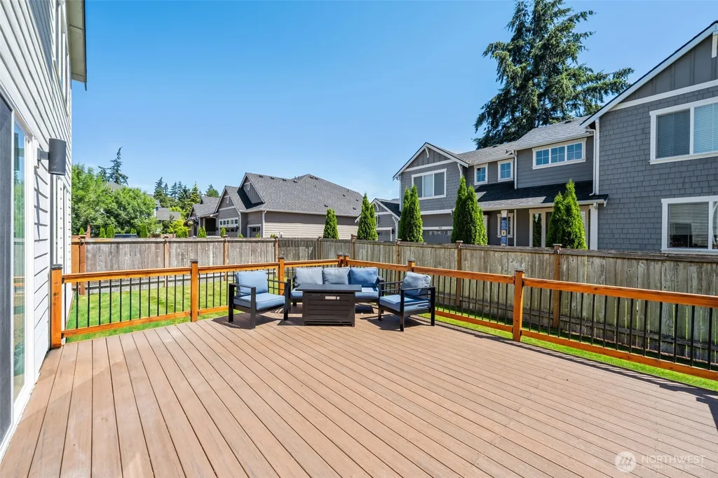 704 26th Avenue Court Milton WA 98354