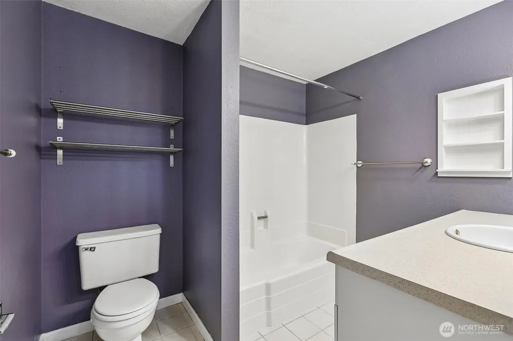 2222 NE 92nd Street Seattle WA 98115