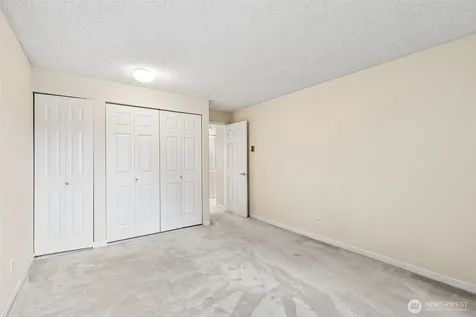 2222 NE 92nd Street Seattle WA 98115