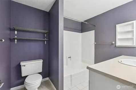 2222 NE 92nd Street Seattle WA 98115