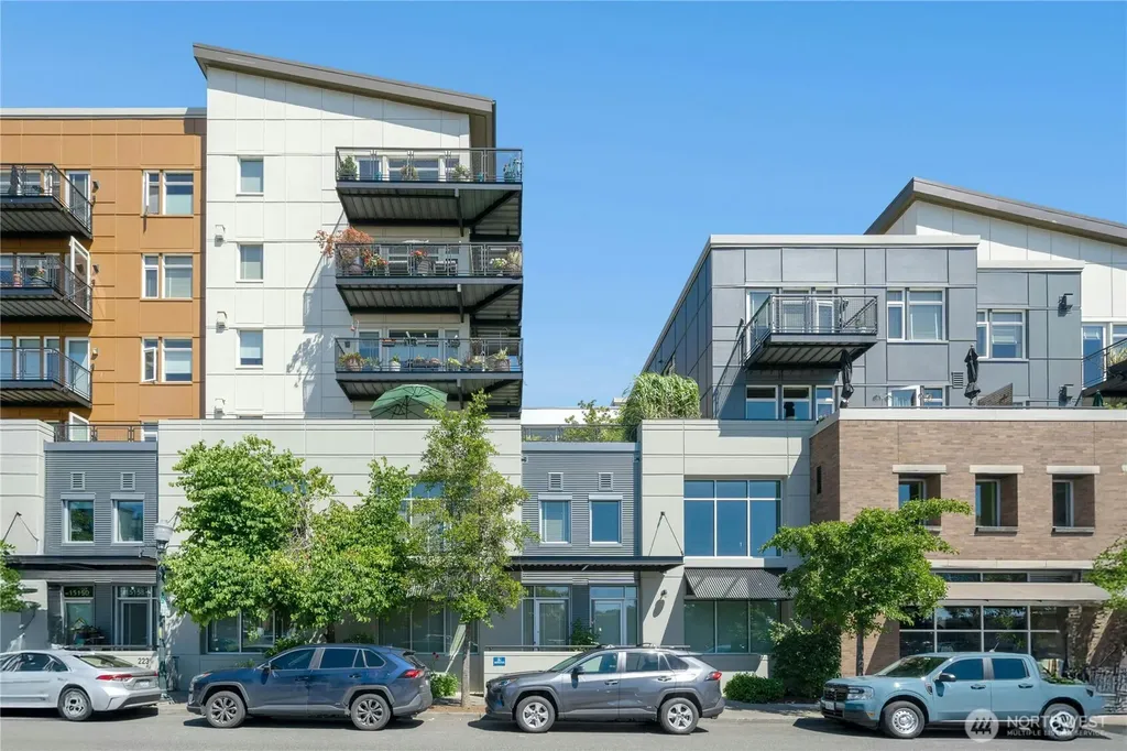 15100 6th Avenue SW Burien WA 98166