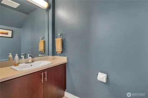 15100 6th Avenue SW Burien WA 98166