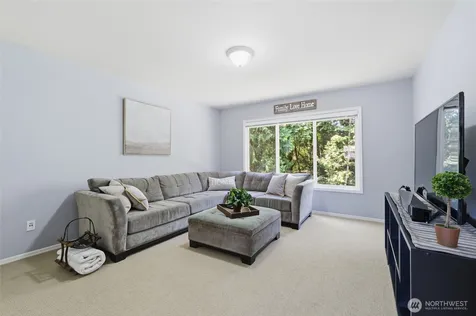 2837 234th Ave SE Sammamish WA 98075