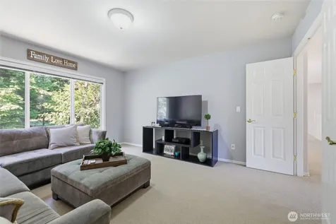 2837 234th Ave SE Sammamish WA 98075