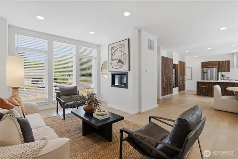 1427 136th Court NE Bellevue WA 98005