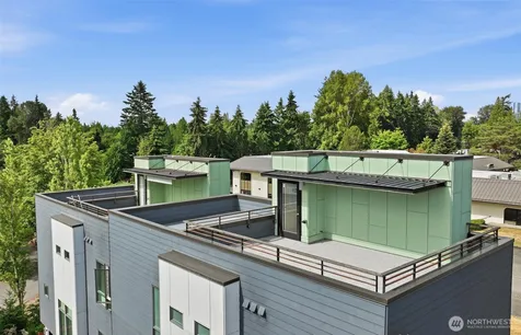 1427 136th Court NE Bellevue WA 98005