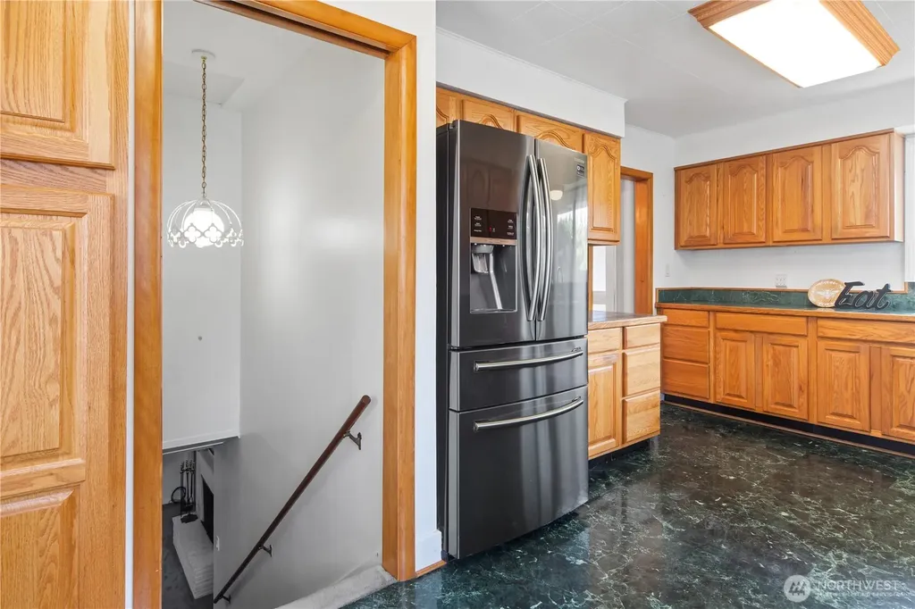 2007 Trenton Avenue Bremerton WA 98310