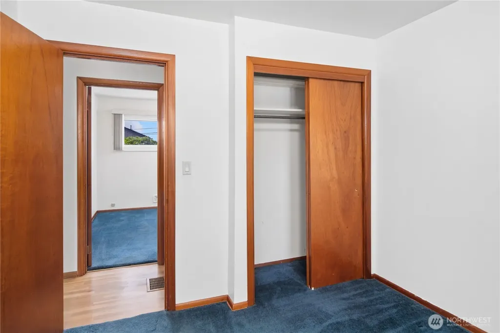 2007 Trenton Avenue Bremerton WA 98310