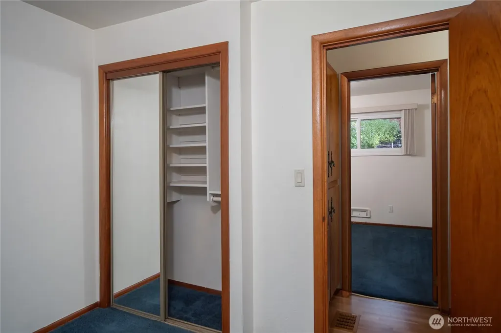 2007 Trenton Avenue Bremerton WA 98310