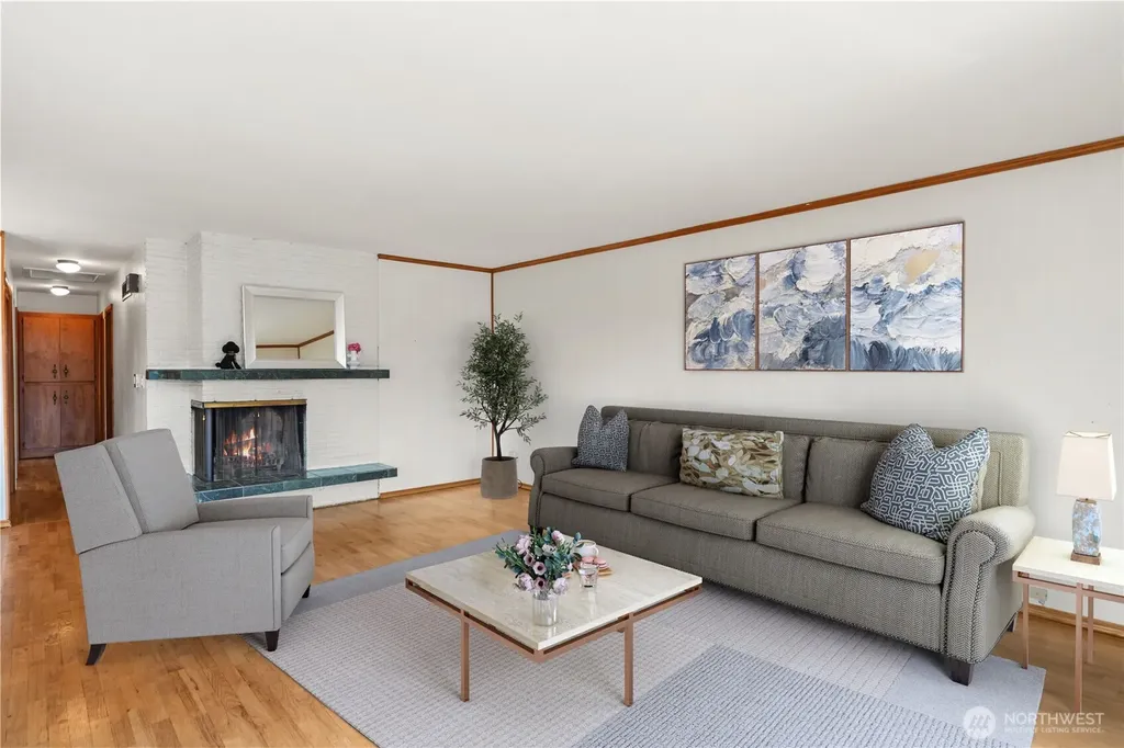 2007 Trenton Avenue Bremerton WA 98310