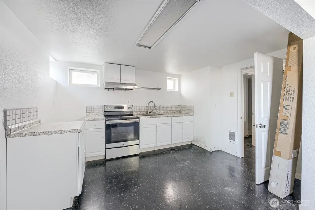 522 N L Street Tacoma WA 98403