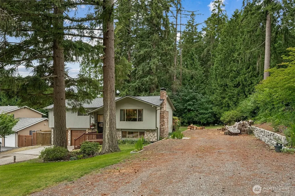 8413 121st Street E Puyallup WA 98373