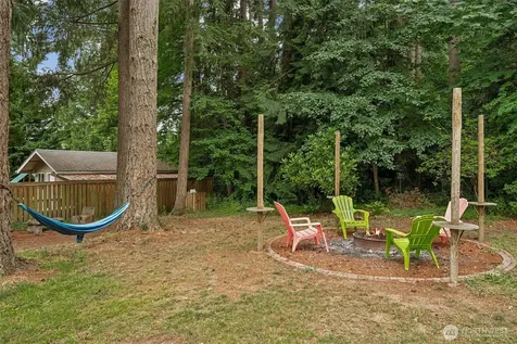 8413 121st Street E Puyallup WA 98373