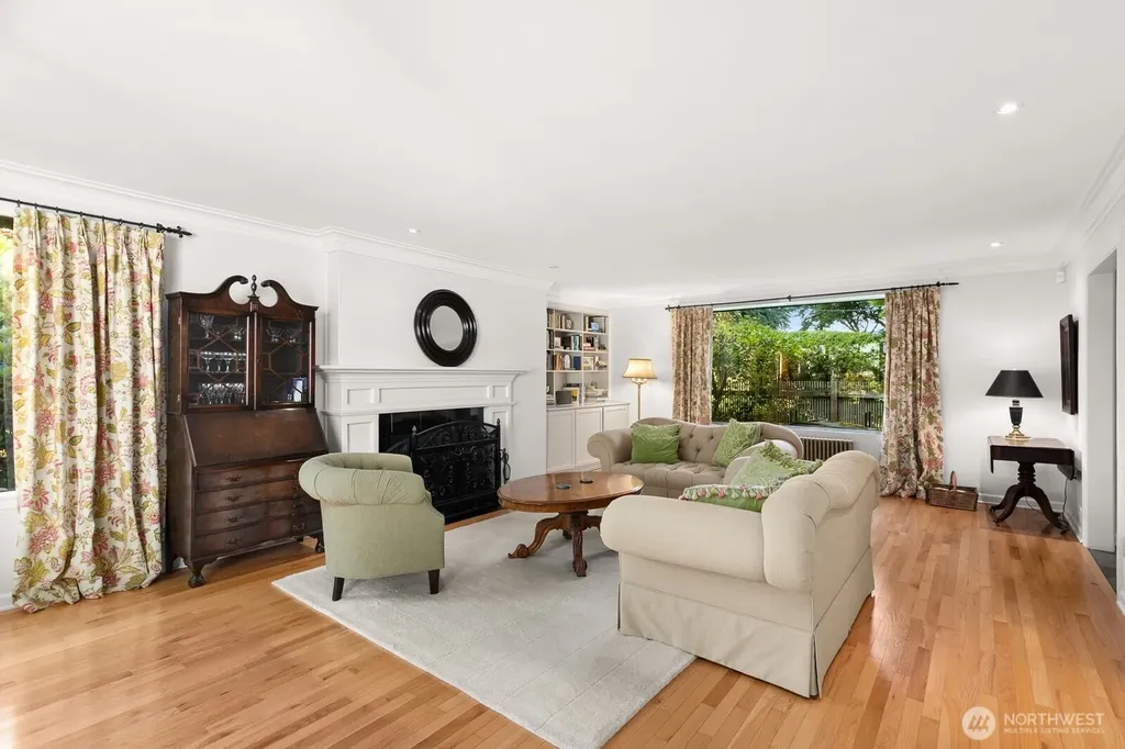 1805 NW 95th Street Seattle WA 98117