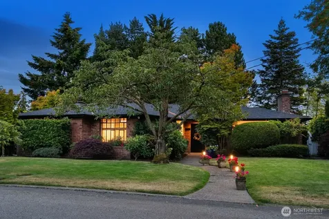 1805 NW 95th Street Seattle WA 98117