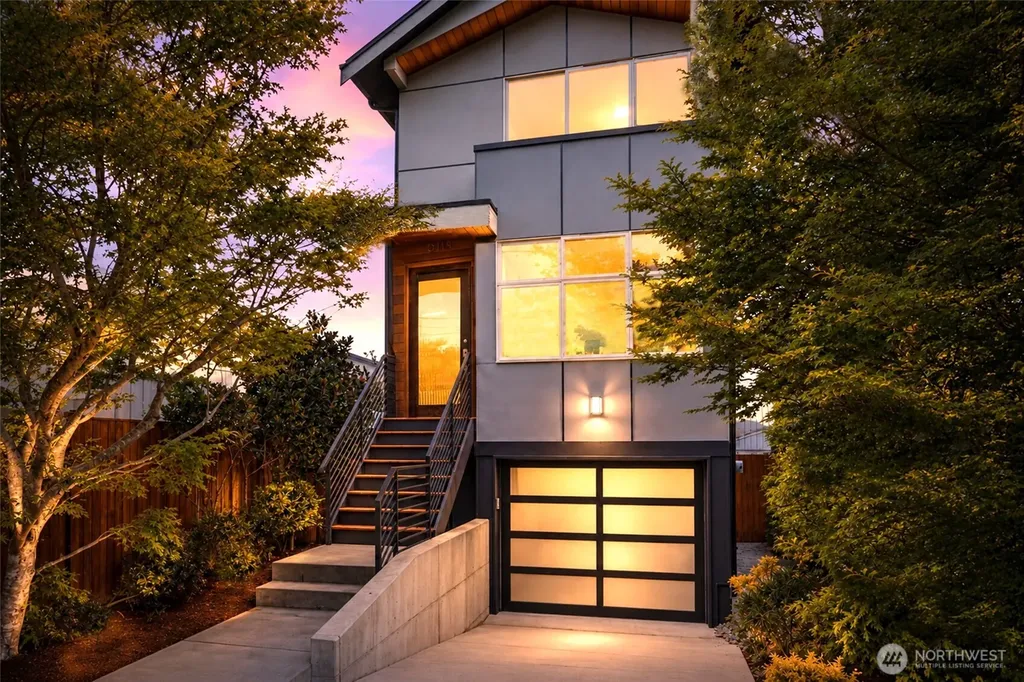 6114 8th Avenue NW Seattle WA 98107