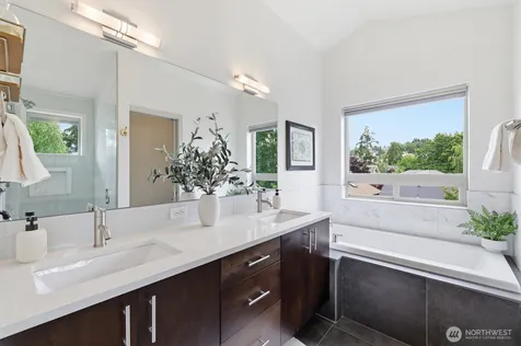 6114 8th Avenue NW Seattle WA 98107