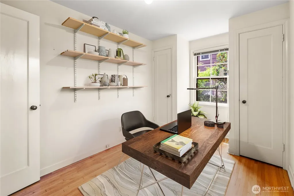 4311 Greenwood Avenue N Seattle WA 98103