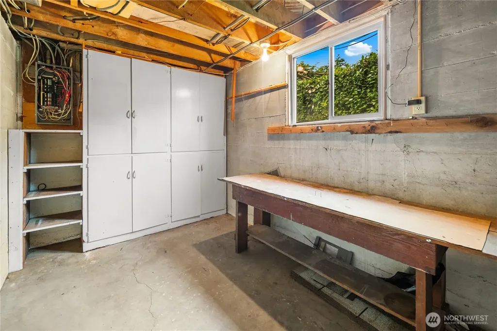 4311 Greenwood Avenue N Seattle WA 98103