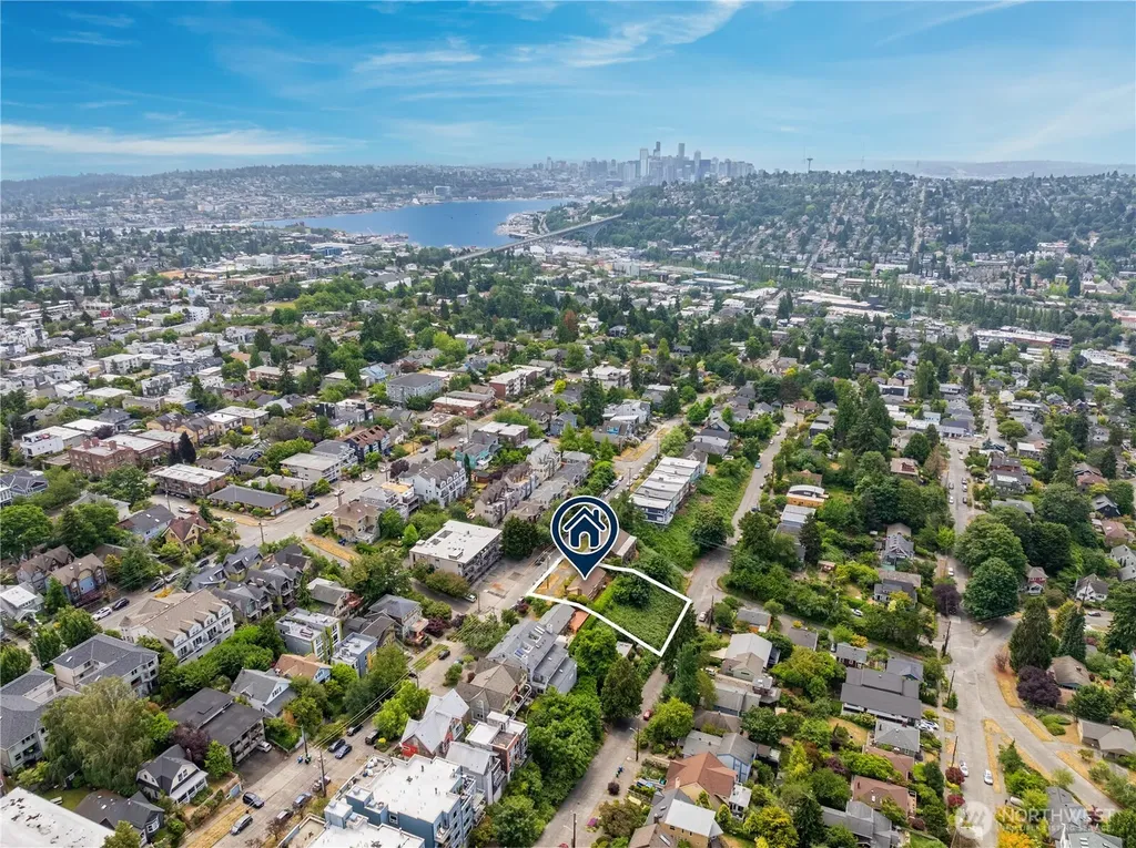 4311 Greenwood Avenue N Seattle WA 98103