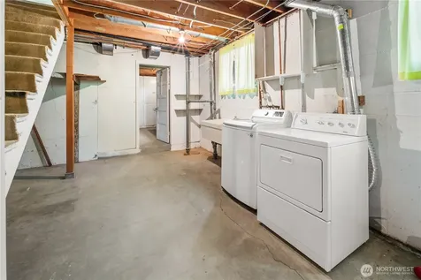 4311 Greenwood Avenue N Seattle WA 98103