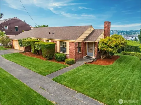 4311 Greenwood Avenue N Seattle WA 98103