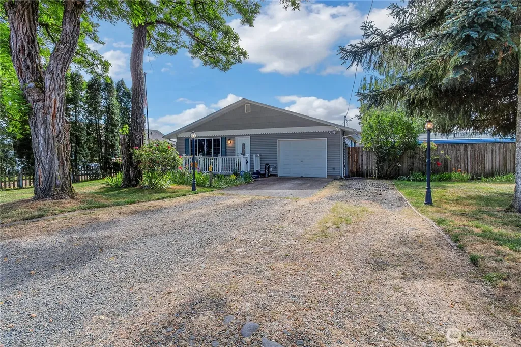 10035 Grove Road SE Yelm WA 98597