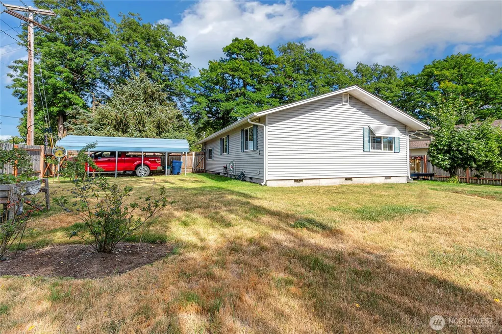 10035 Grove Road SE Yelm WA 98597