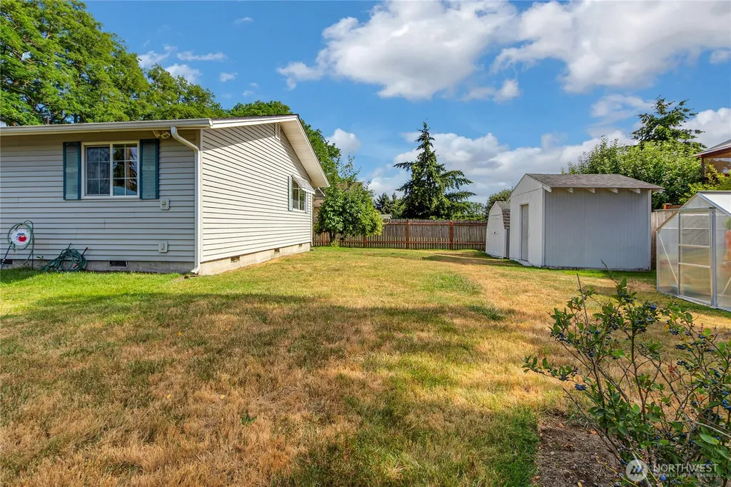 10035 Grove Road SE Yelm WA 98597
