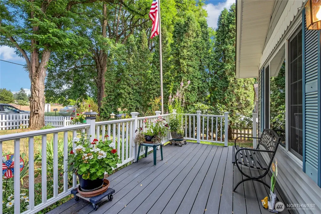 10035 Grove Road SE Yelm WA 98597