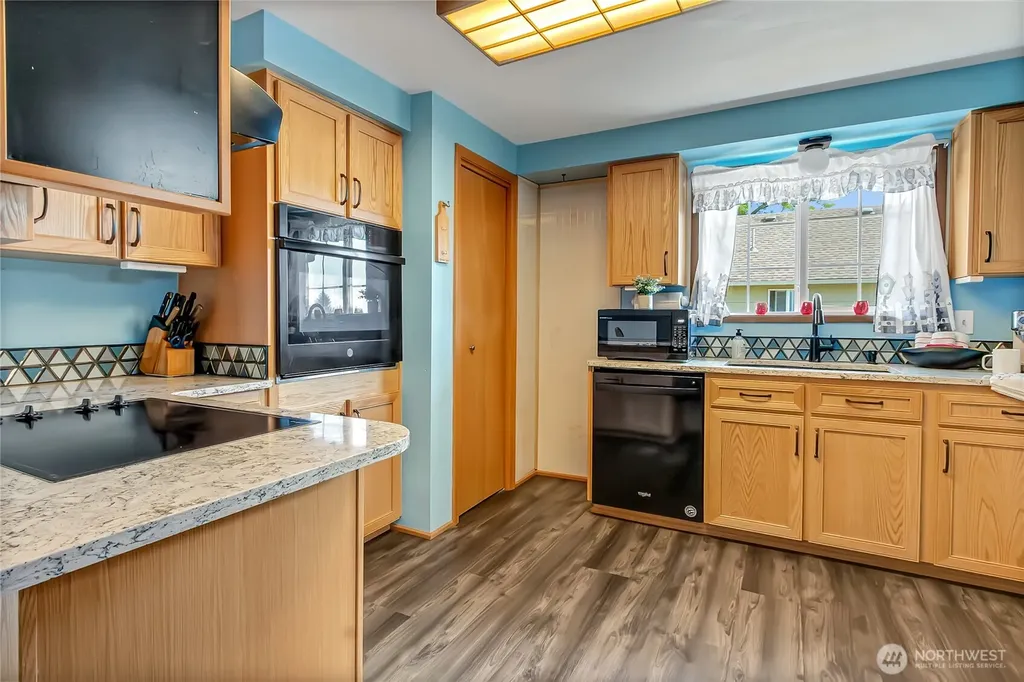 10035 Grove Road SE Yelm WA 98597