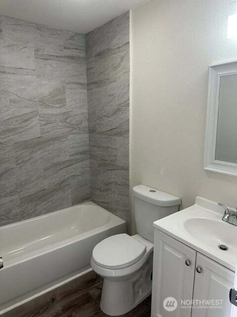 210 24th Avenue Longview WA 98632