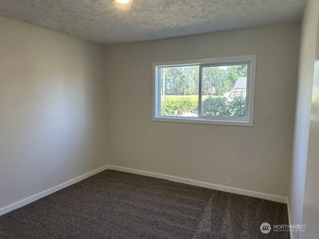 210 24th Avenue Longview WA 98632