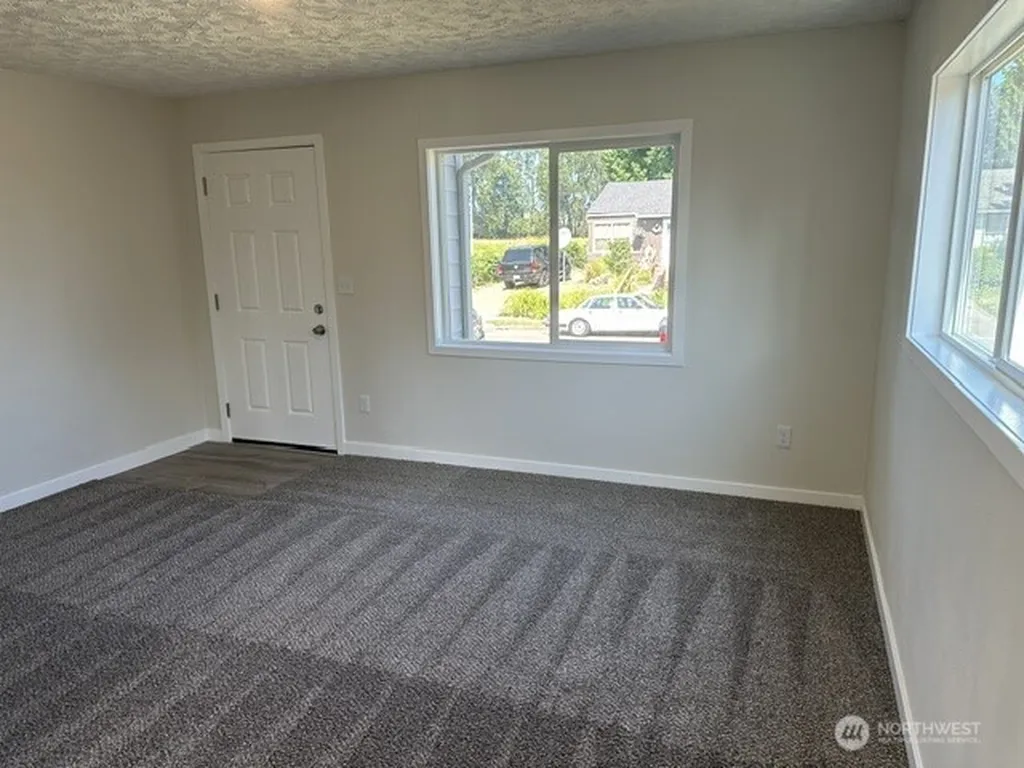 210 24th Avenue Longview WA 98632