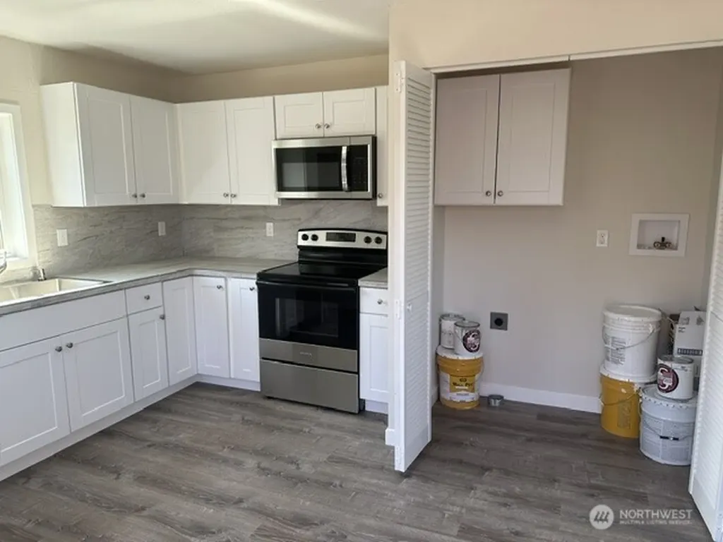210 24th Avenue Longview WA 98632