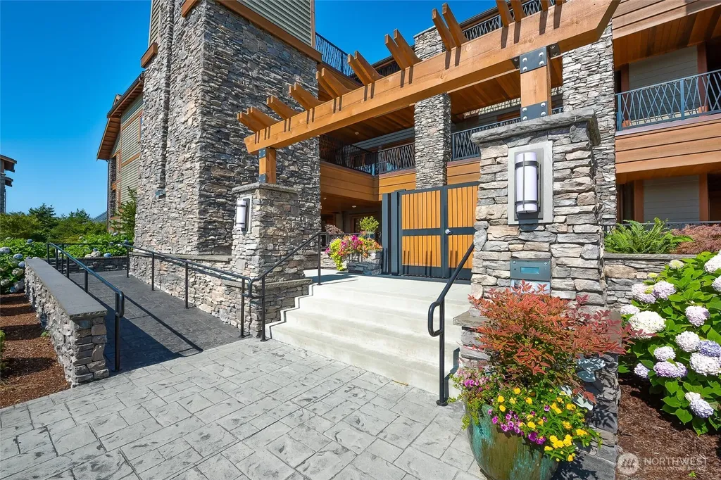 9535 Semiahmoo Parkway Blaine WA 98230