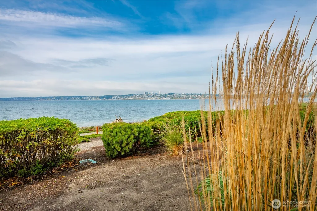 9535 Semiahmoo Parkway Blaine WA 98230