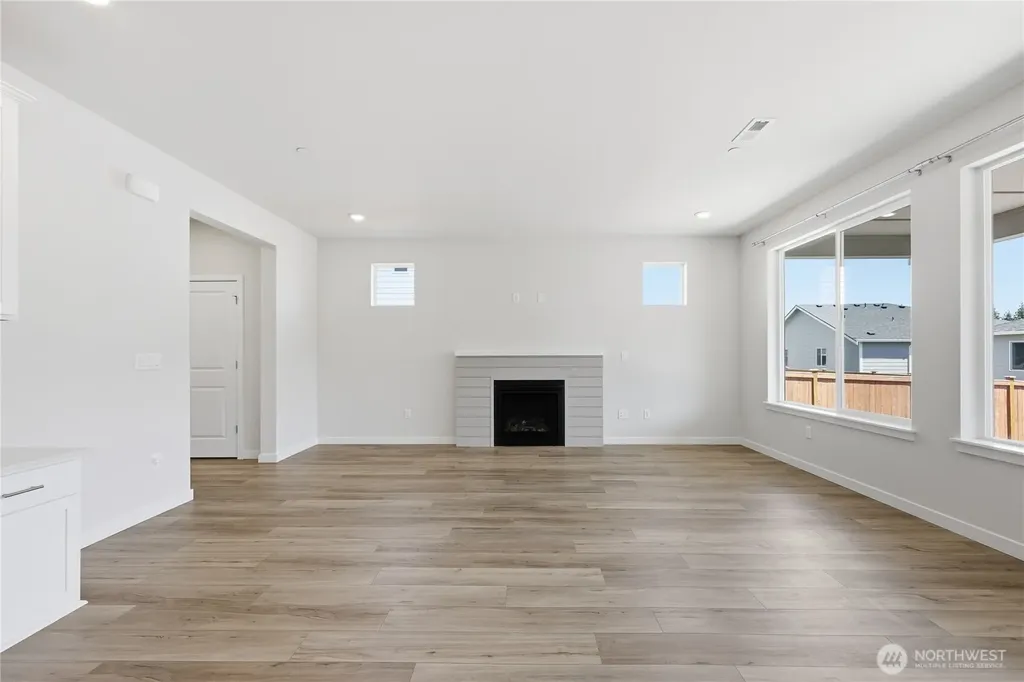 3974 Mccormick Village Drive Bremerton WA 98312