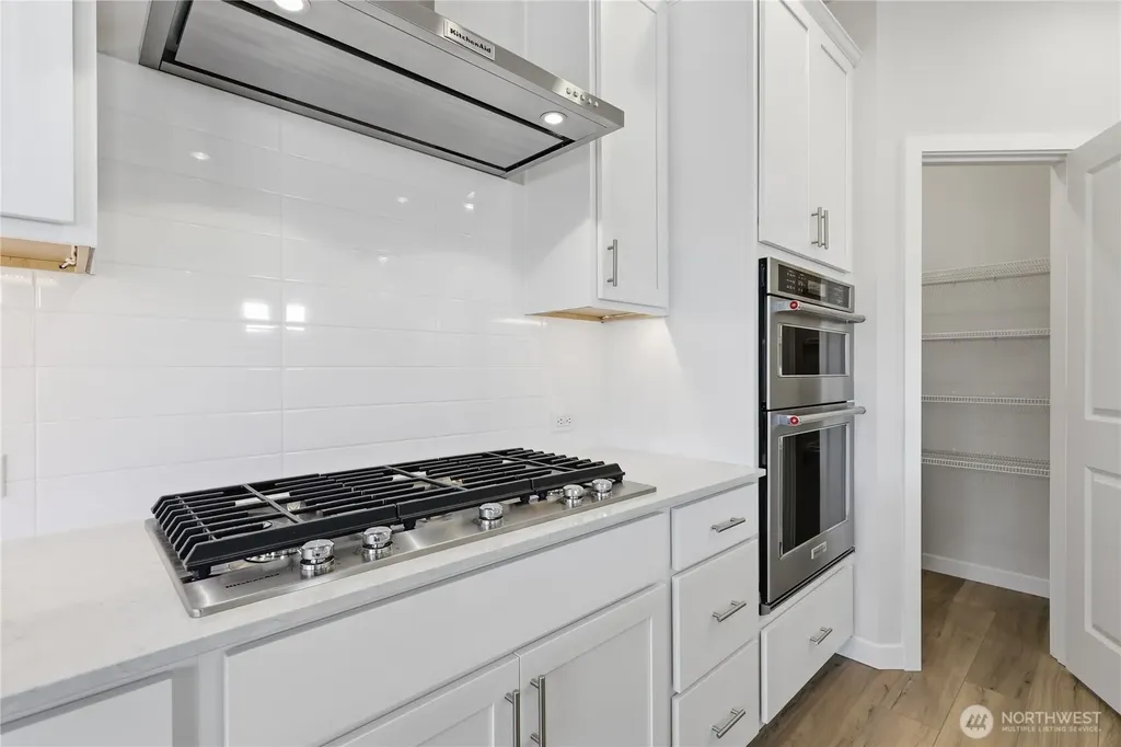 3974 Mccormick Village Drive Bremerton WA 98312