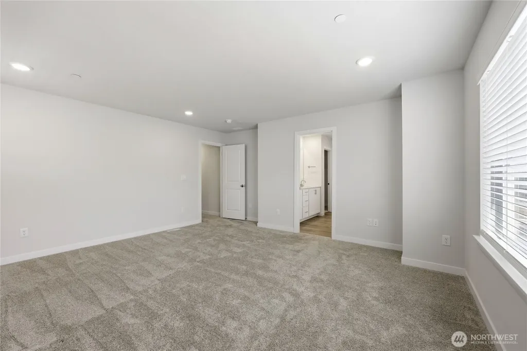 3974 Mccormick Village Drive Bremerton WA 98312